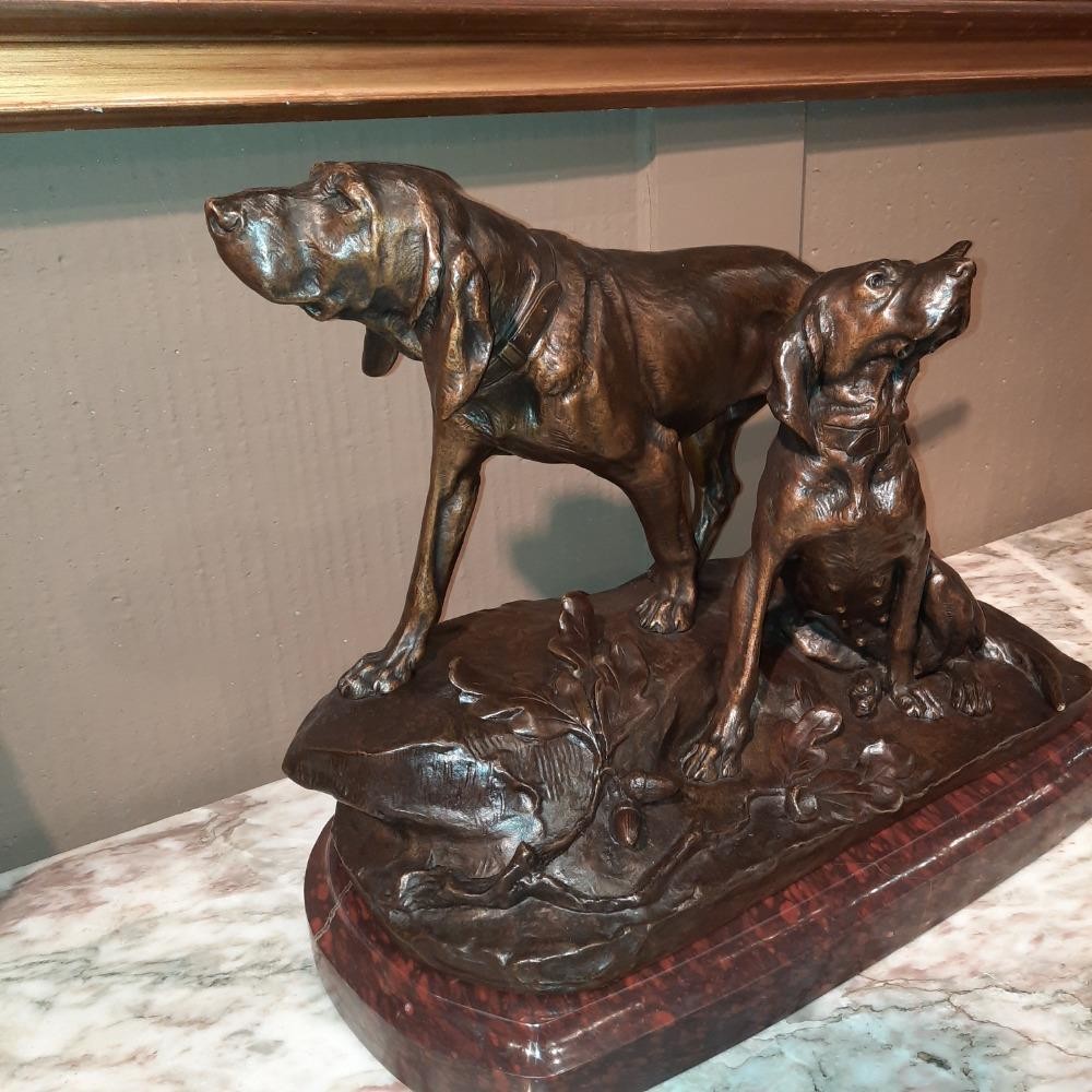 Bronze 2 hunting dogs Statues Antiek Rodenbach